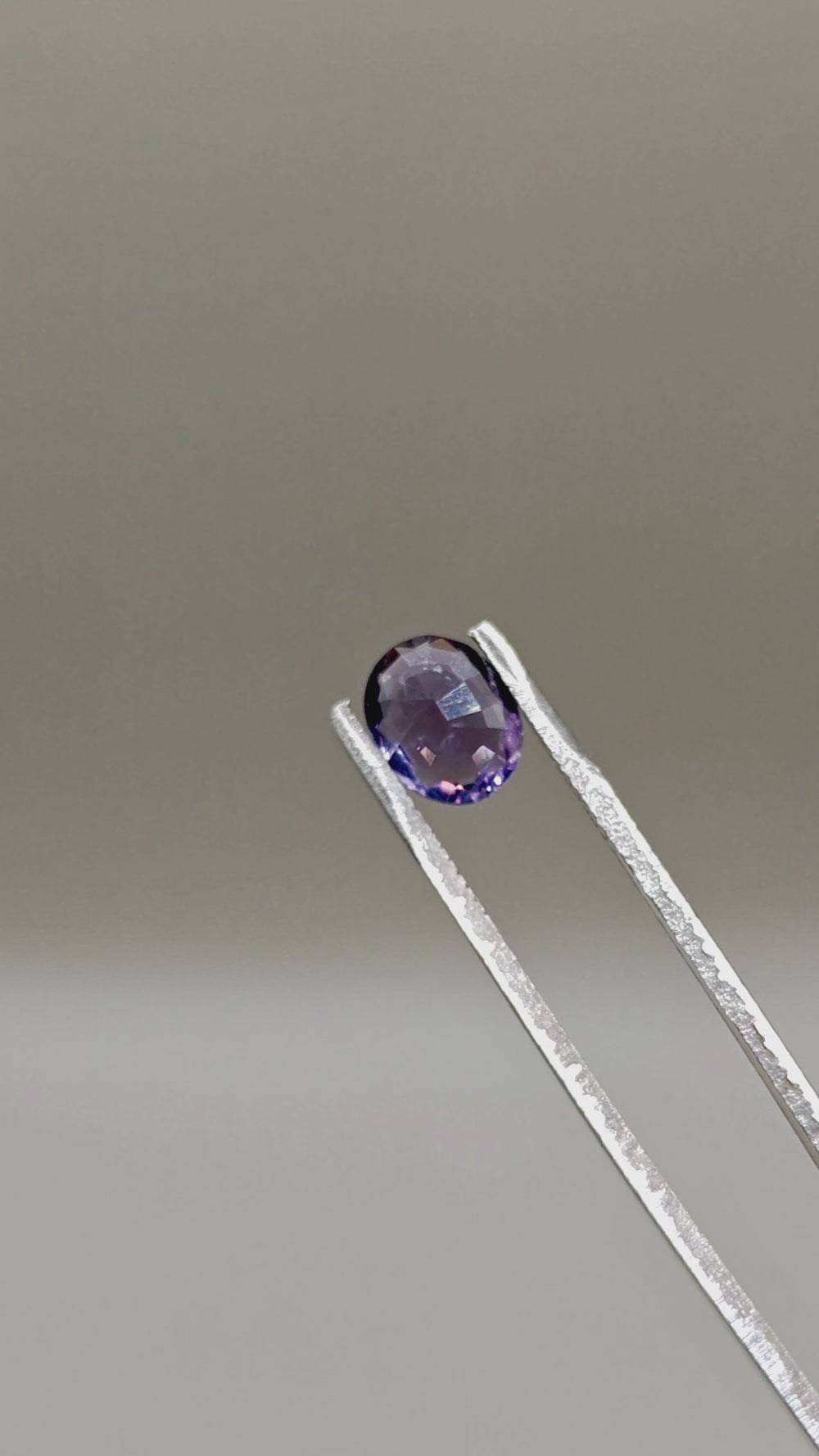 Natural Color Change Fluorite 1.94 ct Oval – video 2
