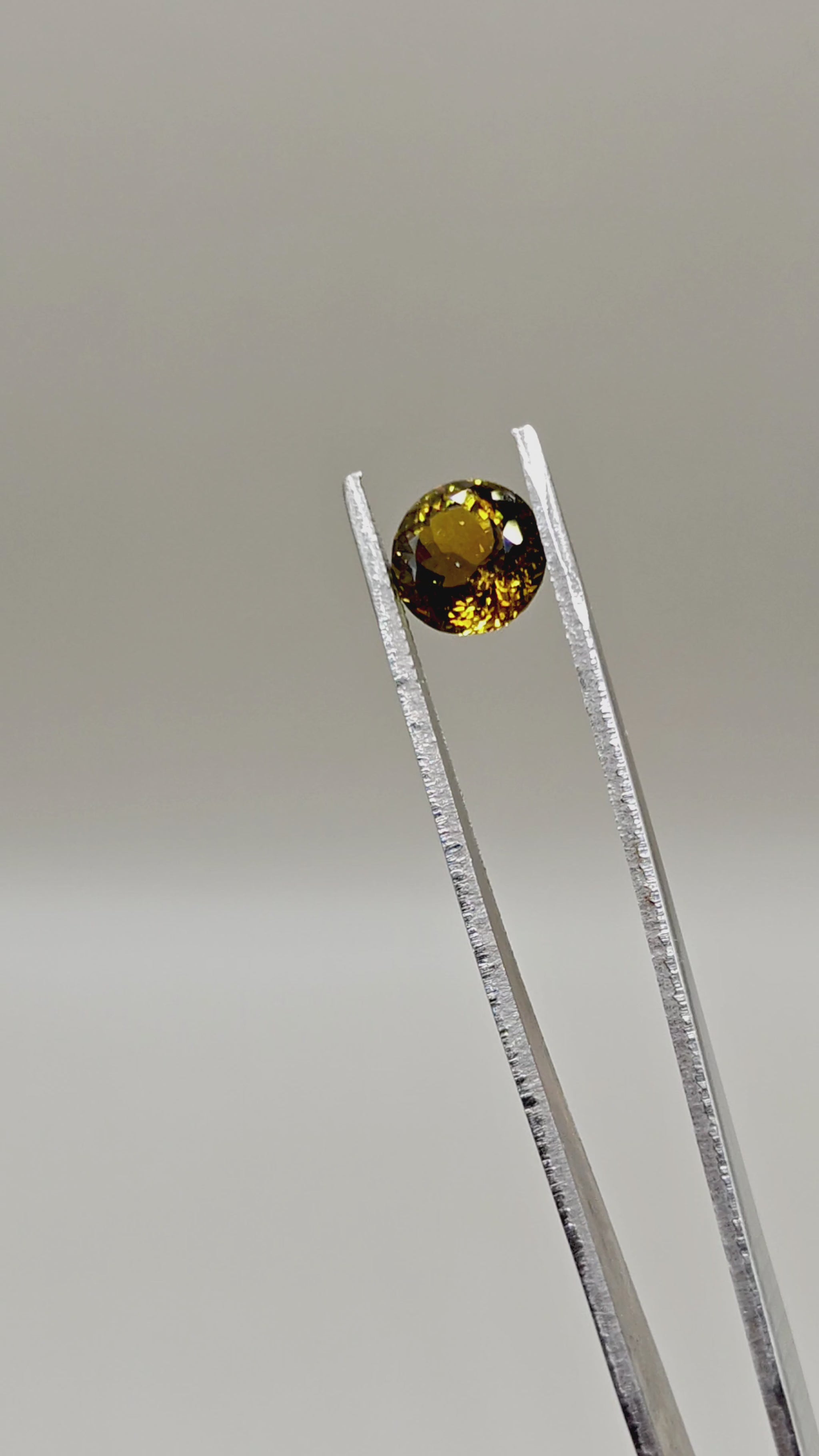Natural Tourmaline 3.17 ct Round – video