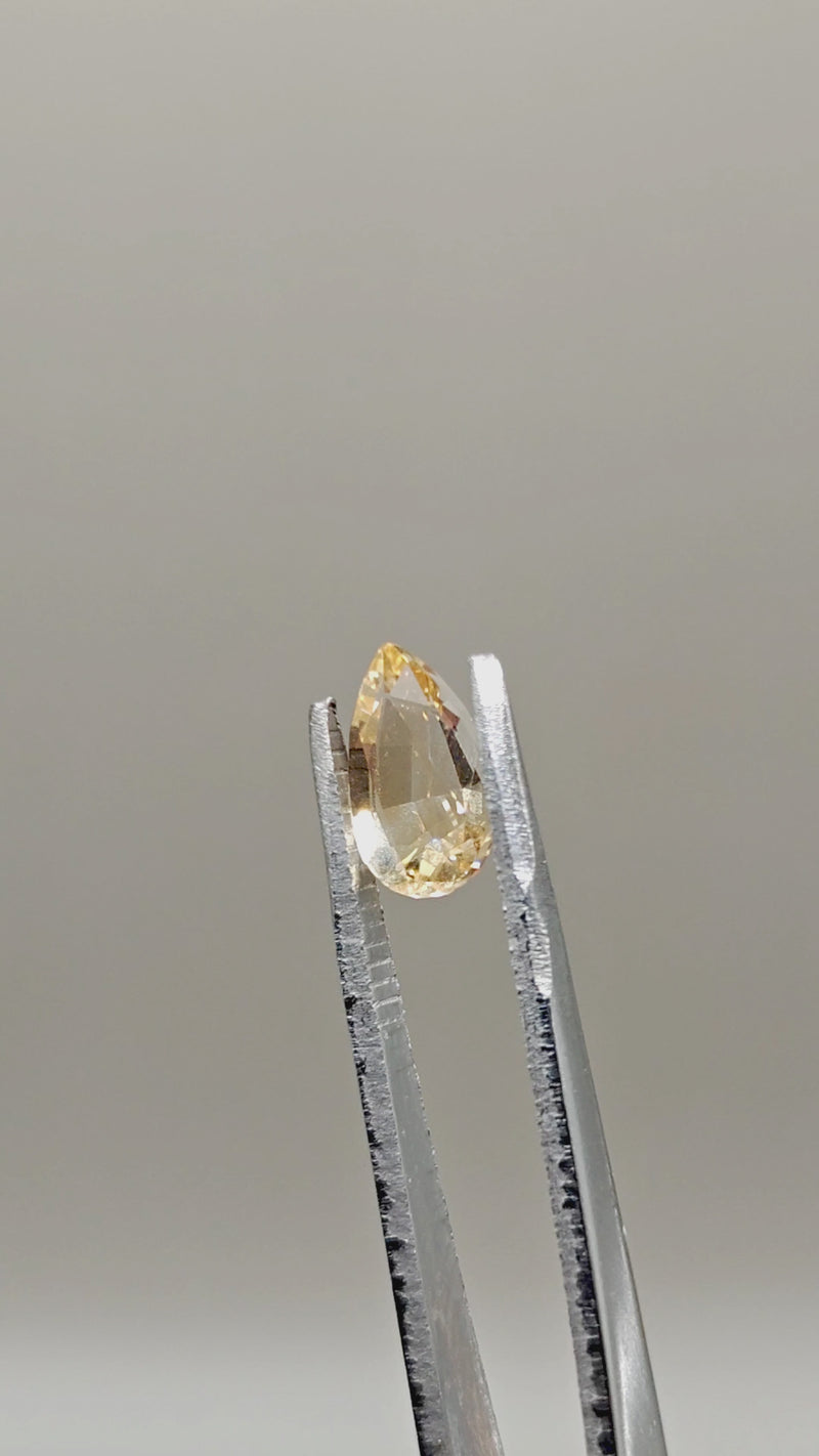 Citrine naturelle — 1,94 ct — Poire