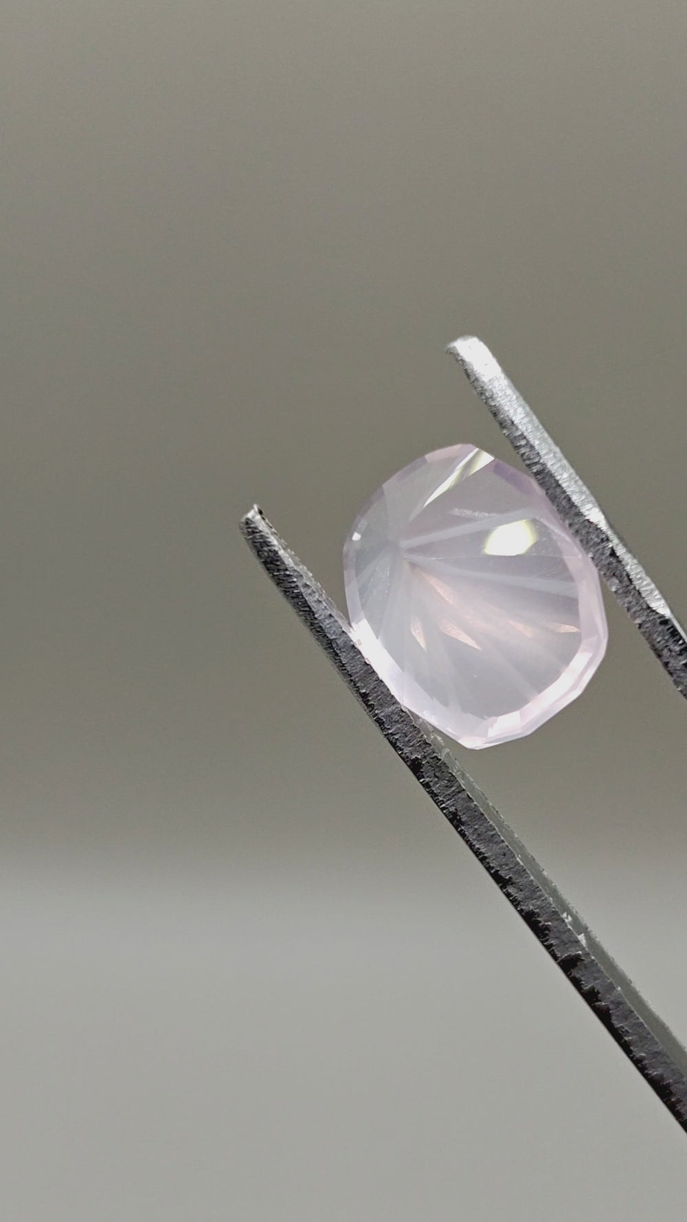 Natural Rose Quartz 5.19 ct Fancy Cushion – video 2