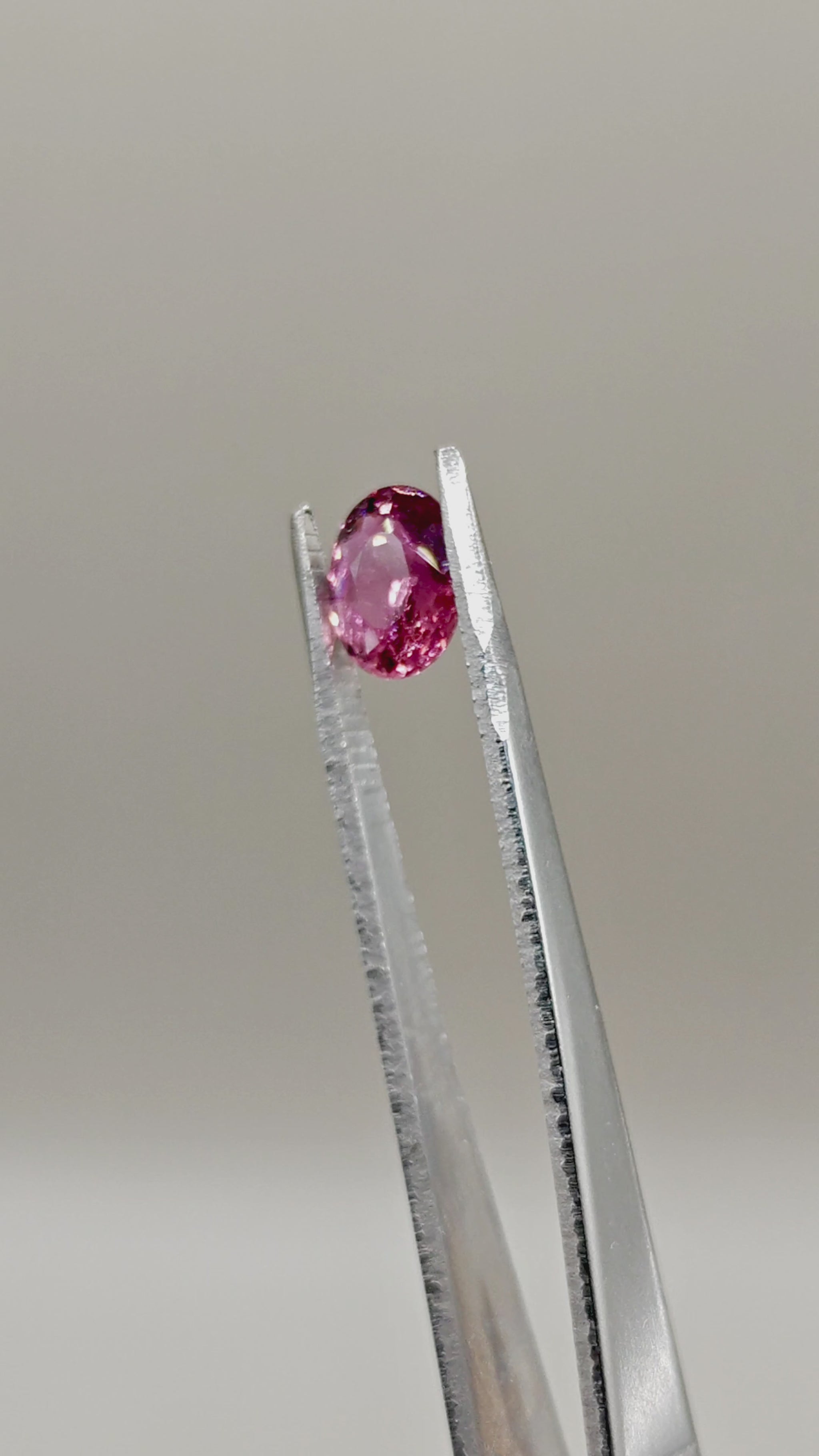 Natural Tourmaline 2.13 ct Oval – video