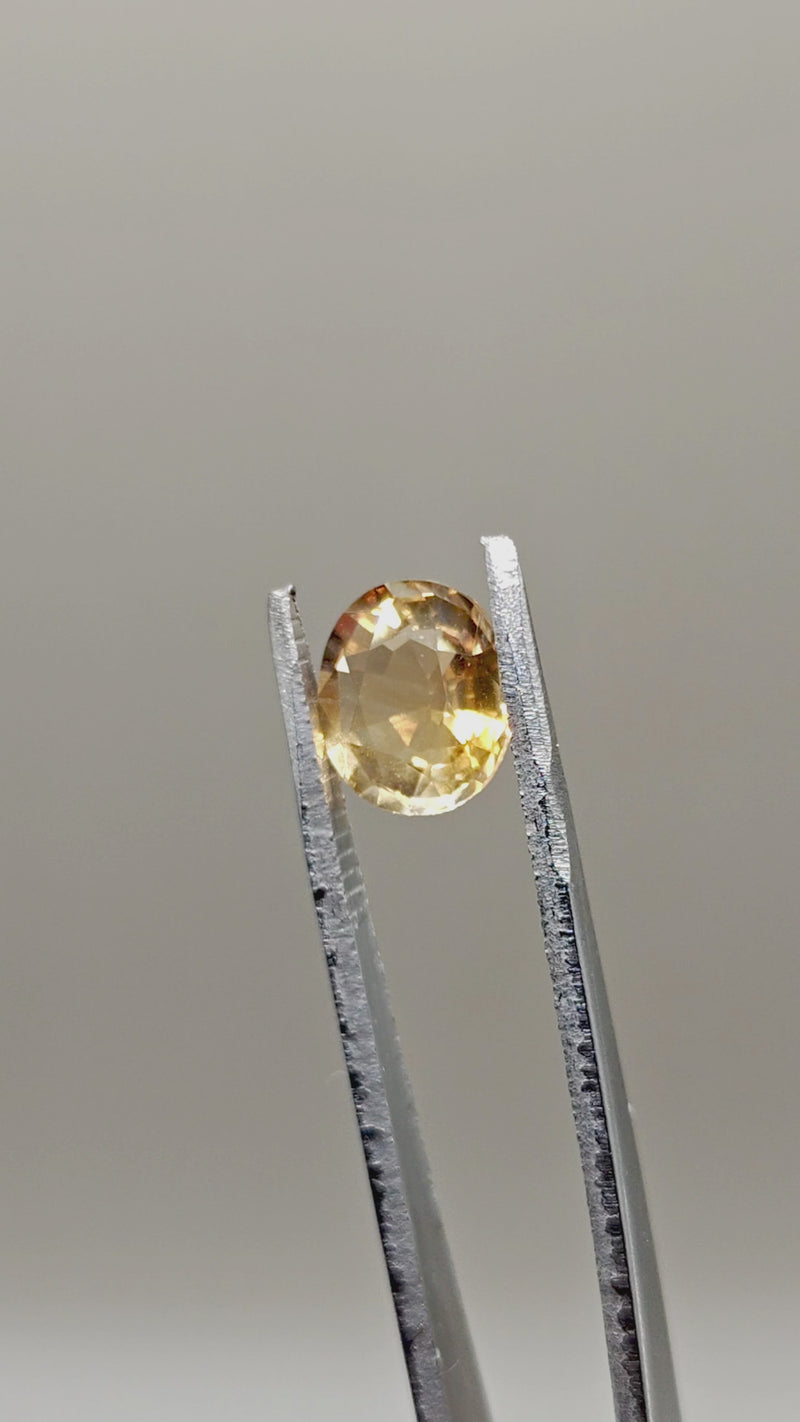 Natural Citrine 2.20 ct Oval – video