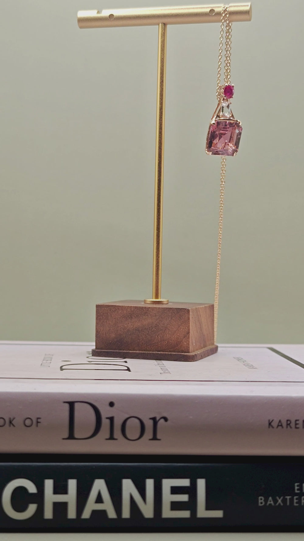 Mireya Tourmaline Pendant – video 2